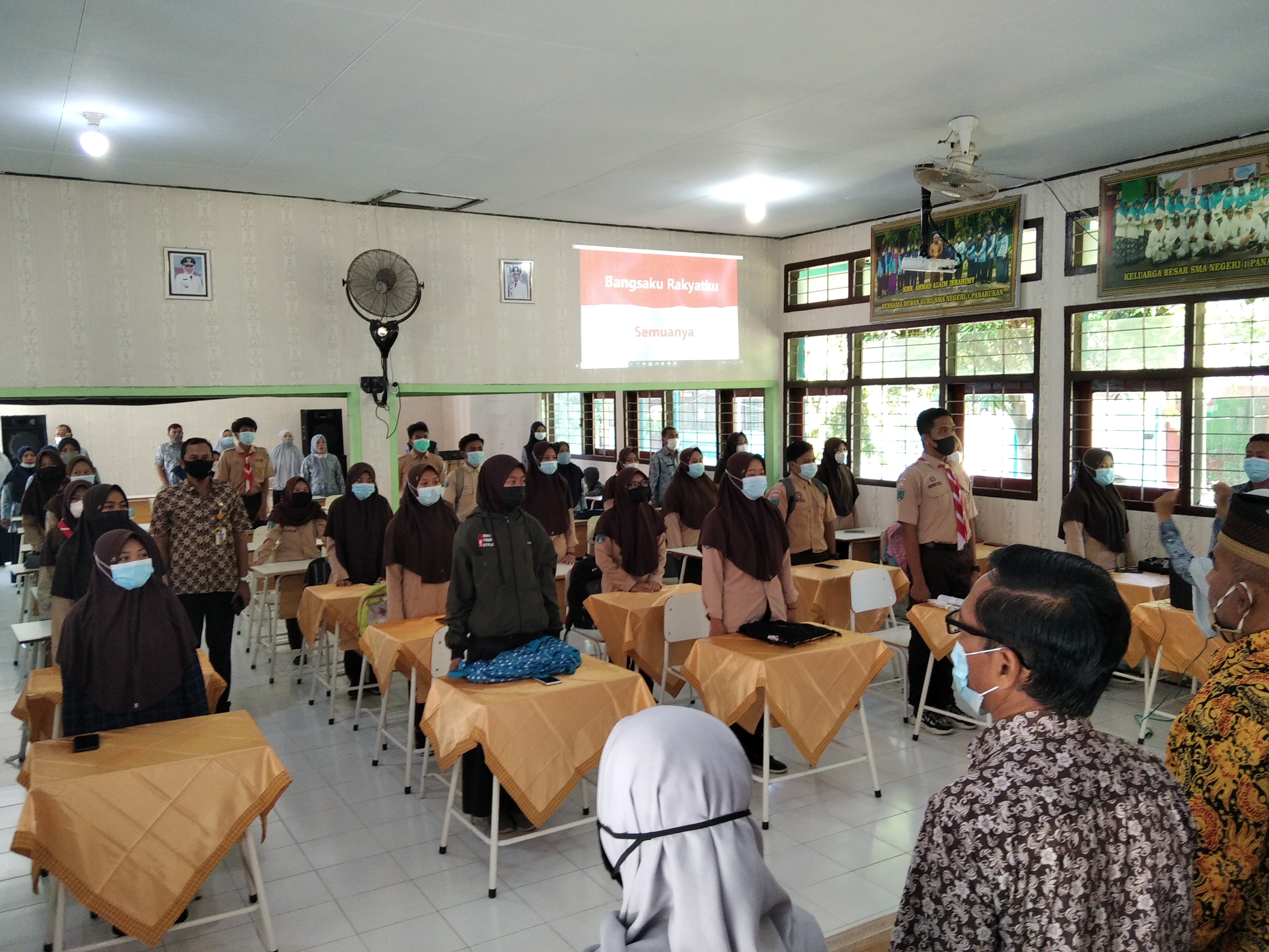 Launching Program "SMA Double Track" di SMAN 1 Panarukan